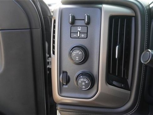 Used 2018 GMC Sierra 1500 Denali w/ Denali Ultimate Package image 23