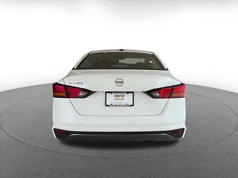 Used 2026 Nissan Altima 2.5 SV FWD image 12