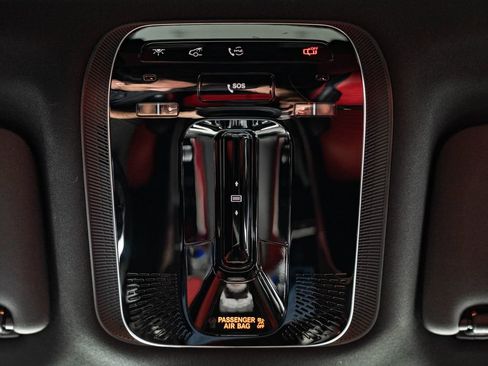 Used 2024 Mercedes-Benz GLC 43 AMG 4MATIC image 40