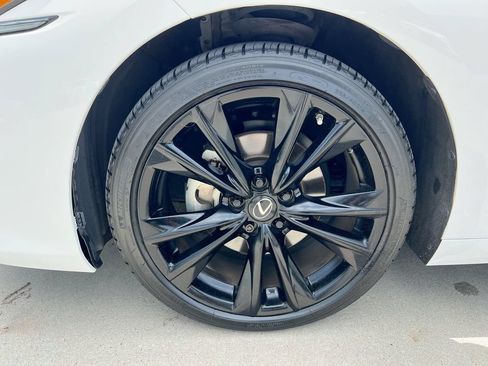 Certified 2023 Lexus ES 350 F Sport w/ Accessory Package (Z2) FWD image 9