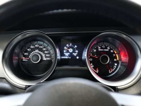 Used 2013 Ford Mustang Shelby GT500 w/ Electronics Pkg image 36