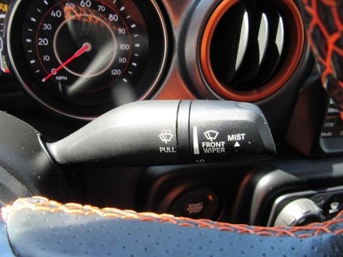 Used 2021 Jeep Gladiator Mojave AWD/4WD image 27