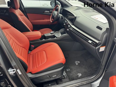 New 2026 Kia Sportage SX Prestige image 18