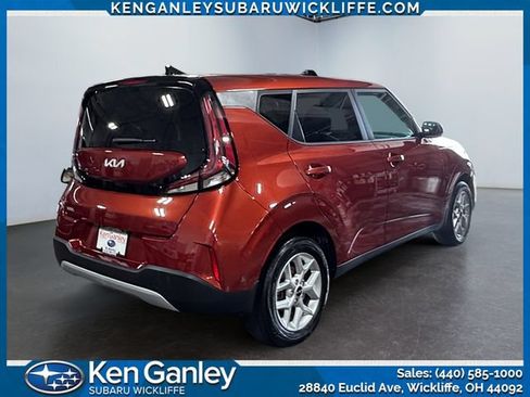 Used 2024 Kia Soul LX w/ Option Group 015 FWD image 5