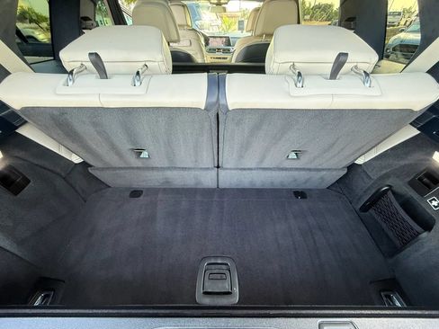 Used 2019 BMW X7 xDrive40i w/ M Sport Package AWD/4WD image 48