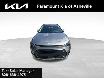 Certified 2025 Kia Niro EX Touring
