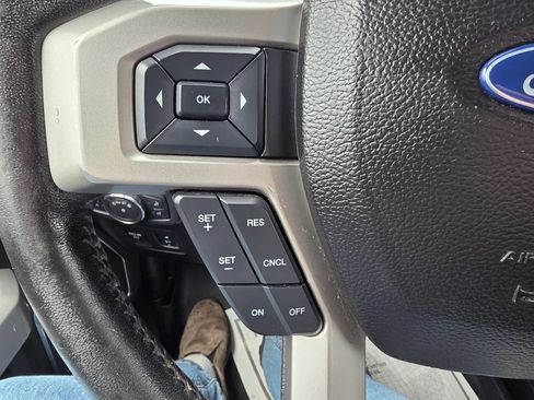 Used 2018 Ford F150 Lariat AWD/4WD image 18