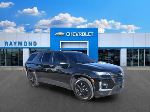 Used 2023 Chevrolet Traverse LT w/ Midnight/Sport Edition AWD/4WD image 10