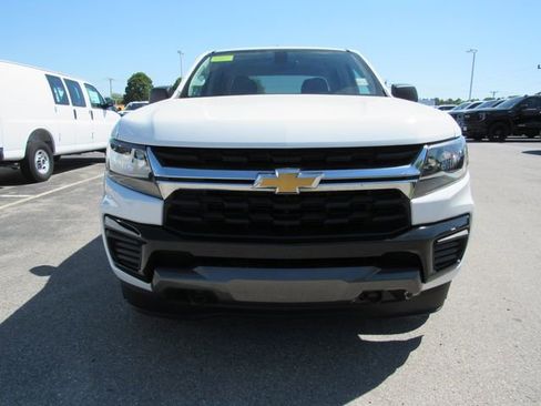Used 2022 Chevrolet Colorado W/T w/ WT Convenience Package AWD/4WD image 5