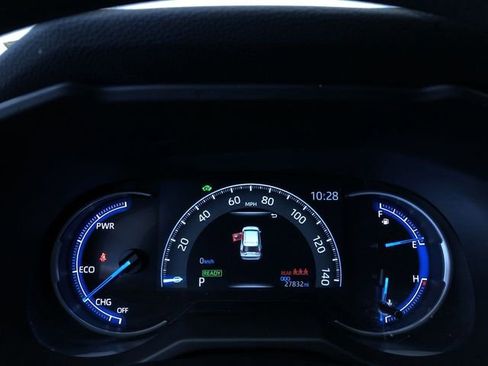 Certified 2025 Toyota RAV4 LE AWD/4WD image 30