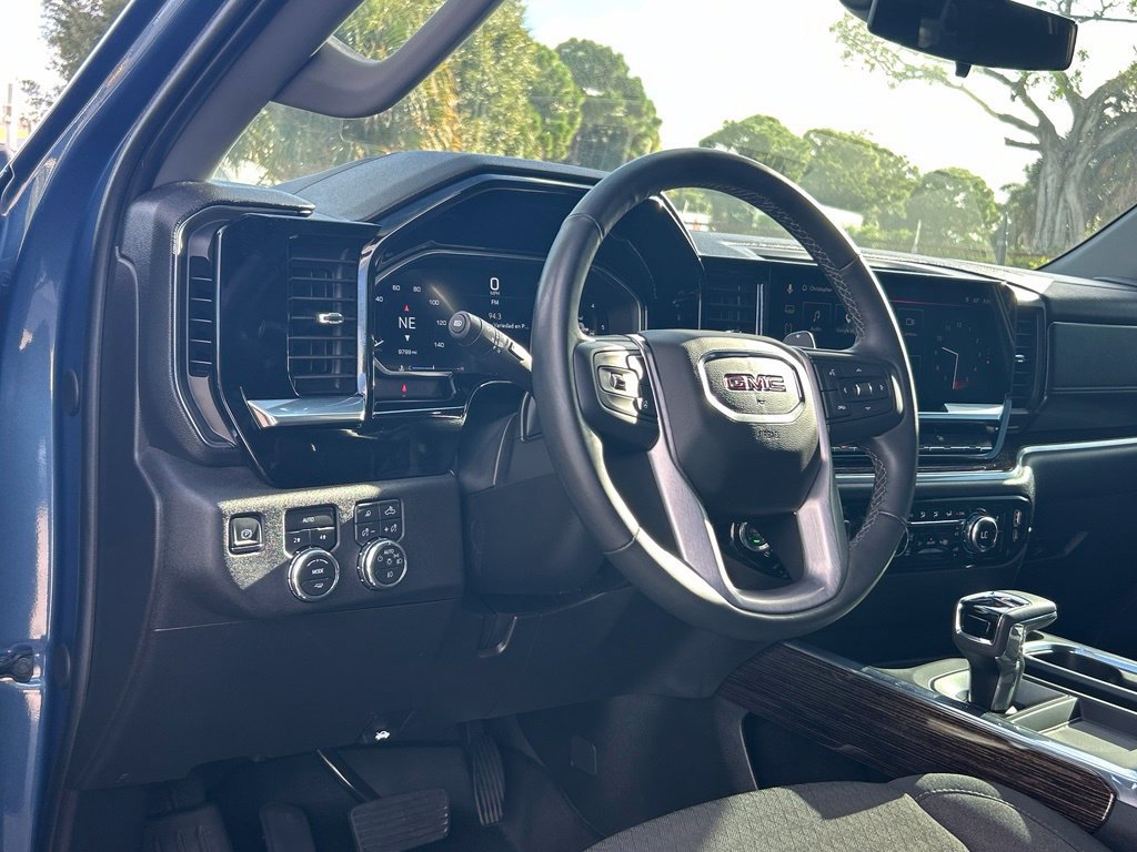 Used 2026 GMC Sierra 1500 Elevation w/ Preferred Package AWD/4WD image 35