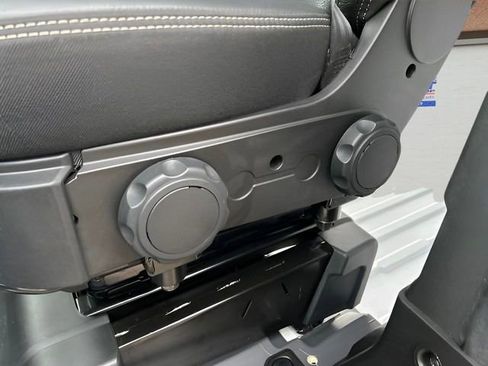 New 2024 RAM ProMaster 3500 w/ Leather Interior Group image 30