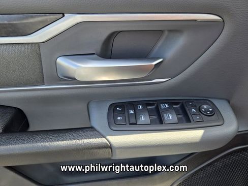 Used 2023 RAM 1500 Big Horn AWD/4WD image 31