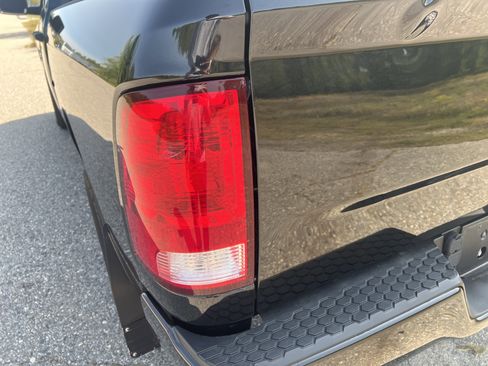 Used 2019 RAM 1500 Express image 11