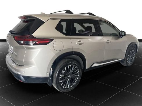 Used 2025 Nissan Rogue Platinum AWD/4WD image 5