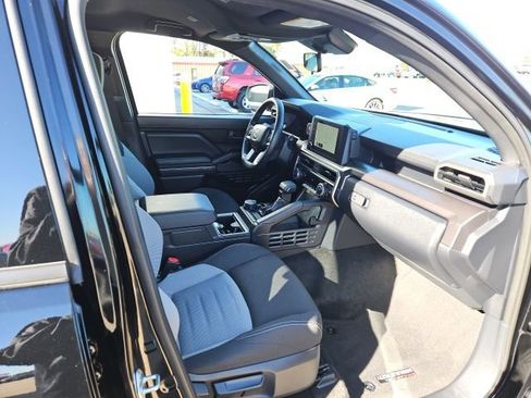 Used 2025 Toyota 4Runner TRD Off-Road image 25