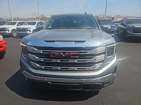 New 2026 GMC Sierra 1500 SLE AWD/4WD image 2