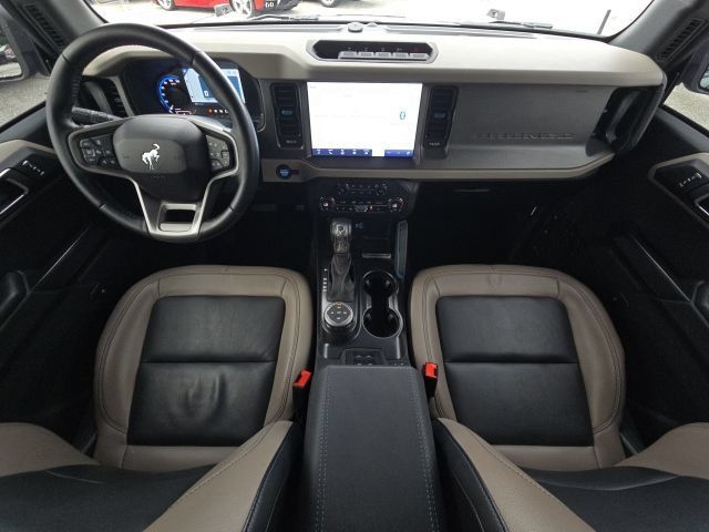 Used 2024 Ford Bronco Wildtrak AWD/4WD image 35