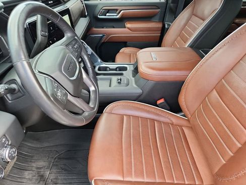 Certified 2024 GMC Sierra 2500 Denali Ultimate AWD/4WD image 9