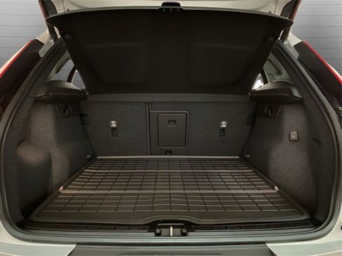 Used 2023 Volvo XC40 Recharge Ultimate w/ Protection Package Premier image 86