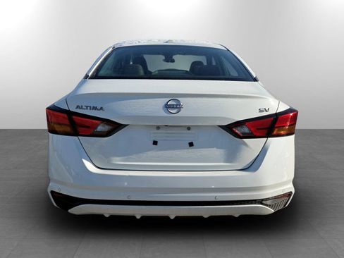Used 2023 Nissan Altima 2.5 SV image 8