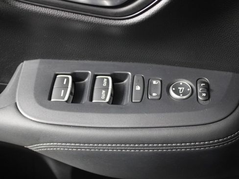 Used 2024 Honda HR-V EX-L image 23