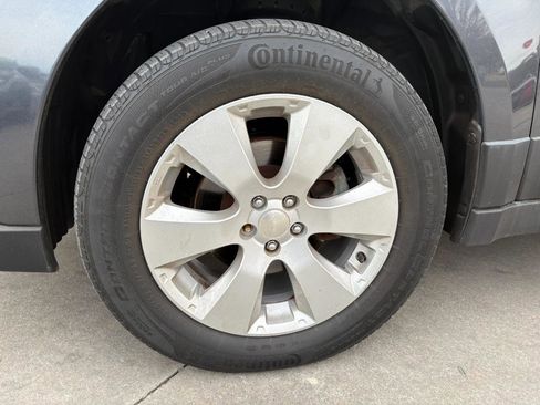 Used 2011 Subaru Outback 2.5i Limited image 7