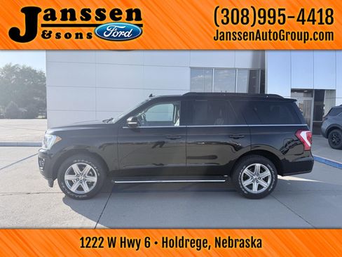 Used 2020 Ford Expedition XLT w/ Equipment Group 202A RWD image 1