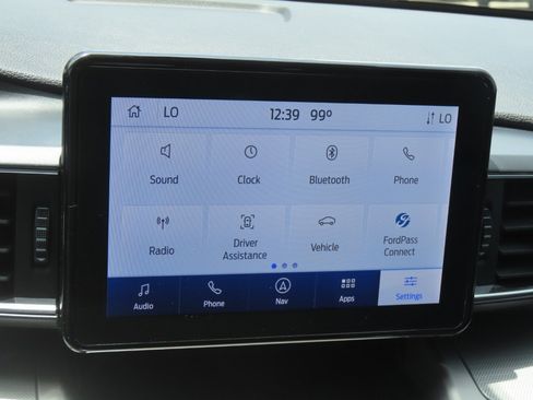 Used 2022 Ford Explorer XLT w/ Equipment Group 202A RWD image 31