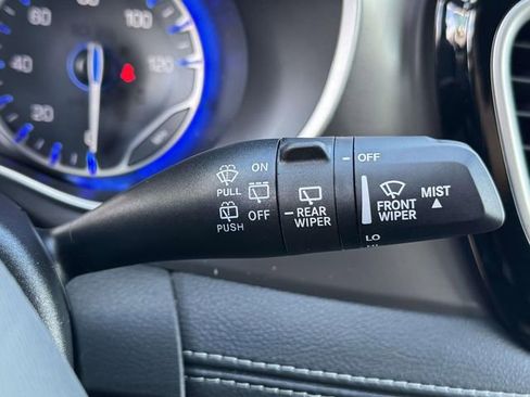 New 2026 Chrysler Pacifica Select FWD image 12
