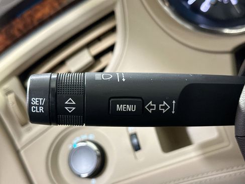 Used 2011 Buick LaCrosse CX image 27