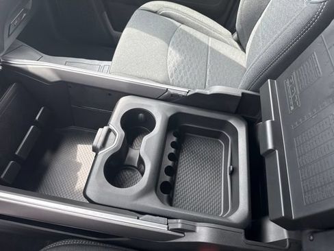 New 2026 RAM 2500 Big Horn AWD/4WD image 25