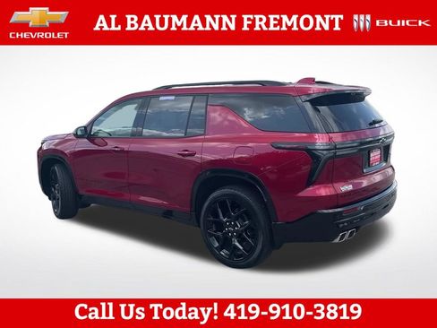 Used 2026 Chevrolet Traverse RS w/ LPO, Floor Liner Package AWD/4WD image 4