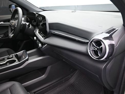 New 2026 Chevrolet Equinox LT w/ Convenience Package II image 41