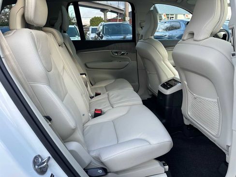 Used 2025 Volvo XC90 T8 Plus w/ Protection Package Premier image 12