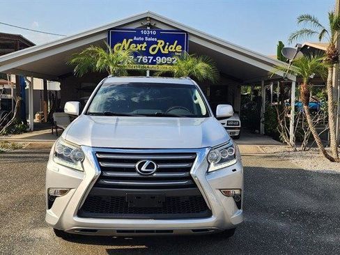Used 2015 Lexus GX 460 w/ Premium Package image 3