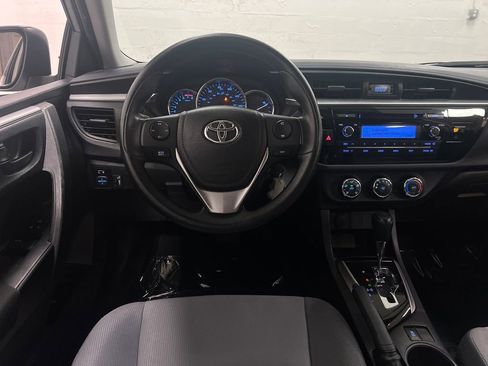 Used 2014 Toyota Corolla L FWD image 14