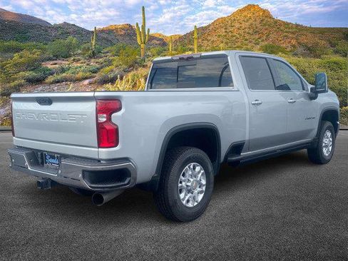 Used 2022 Chevrolet Silverado 2500 LTZ w/ LTZ Convenience Package image 4