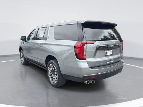 Used 2024 GMC Yukon XL Denali Ultimate AWD/4WD image 5