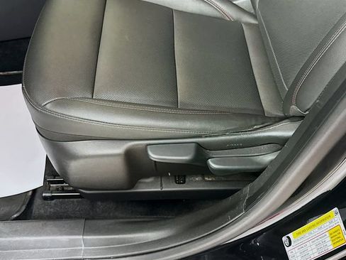 Used 2024 Chevrolet Trax RS FWD image 20