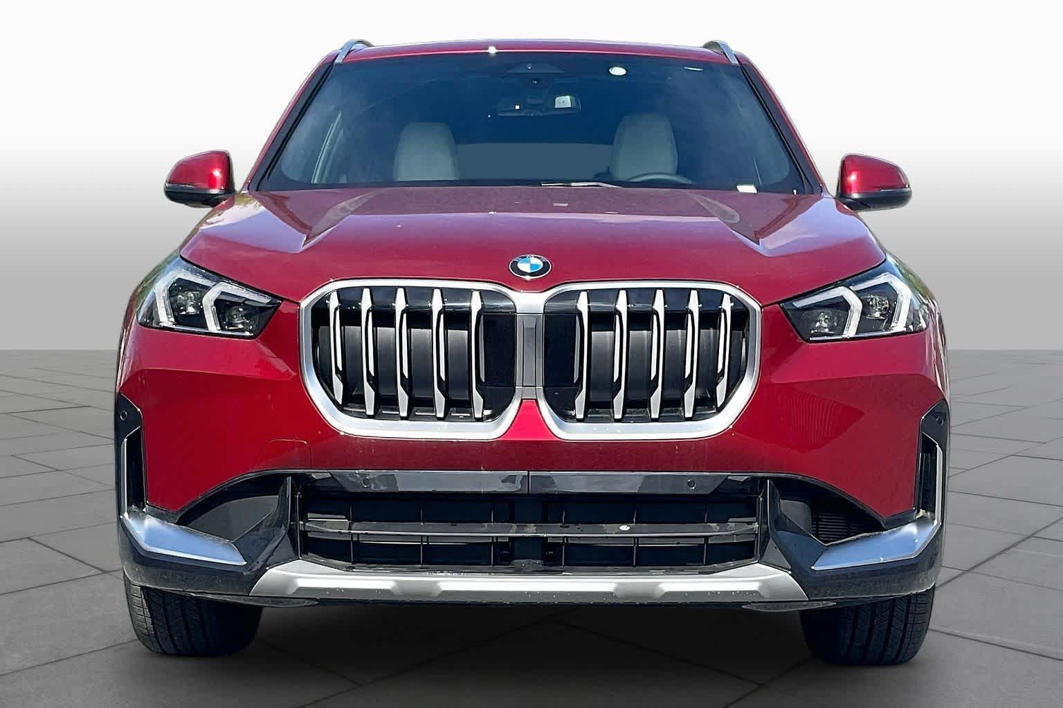 Used 2026 BMW X1 xDrive28i w/ Convenience Package AWD/4WD image 3
