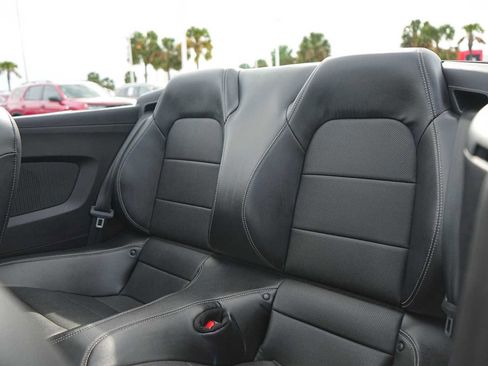 Used 2022 Ford Mustang Premium image 14