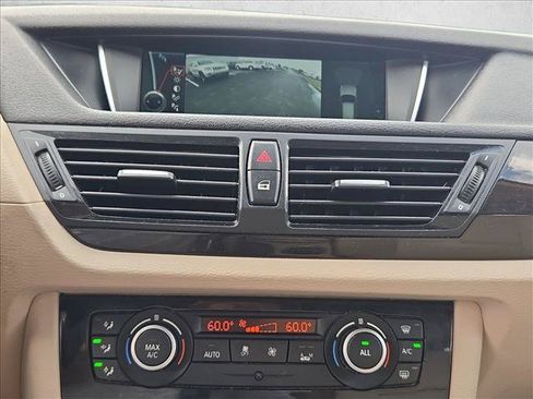 Used 2014 BMW X1 sDrive28i RWD image 14
