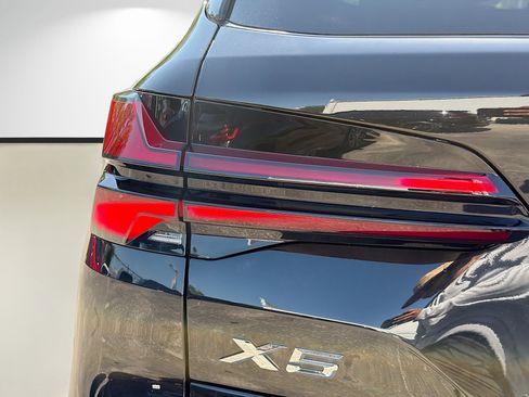 New 2026 BMW X5 sDrive40i RWD image 10