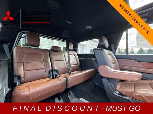 Used 2022 Lincoln Navigator Reserve image 26