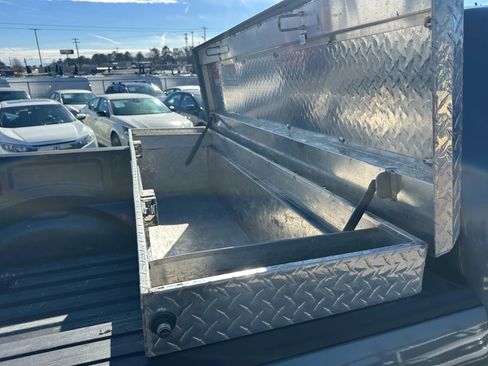 Used 2018 Ford F150 XL w/ Equipment Group 101A Mid image 9