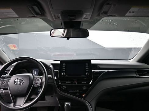 Used 2023 Toyota Camry SE image 23