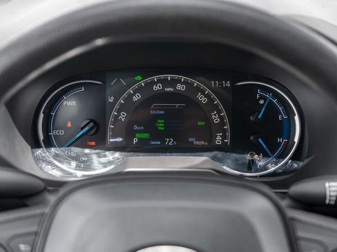 Certified 2025 Toyota RAV4 LE AWD/4WD image 23