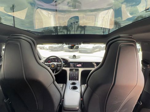 Used 2021 Porsche Taycan 4S AWD/4WD image 13