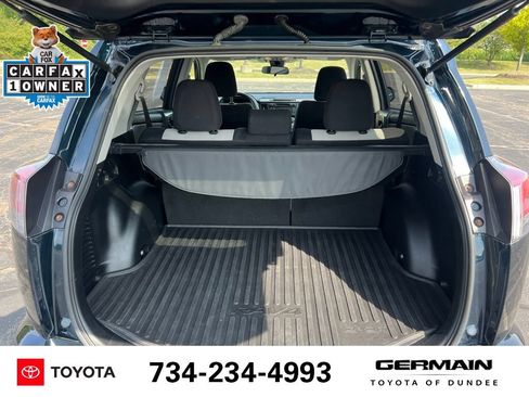 Used 2018 Toyota RAV4 XLE w/ Plus Extra Value Package AWD/4WD image 11